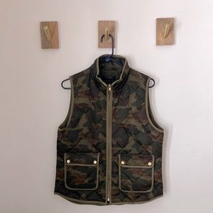 J.Crew Quilted Vest | size M
